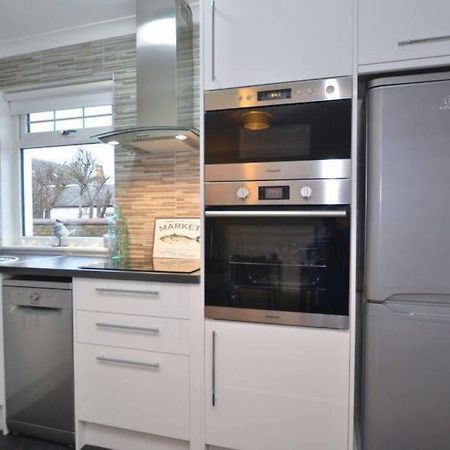 Апартаменты Ideally Located Modern Flat Трун Экстерьер фото